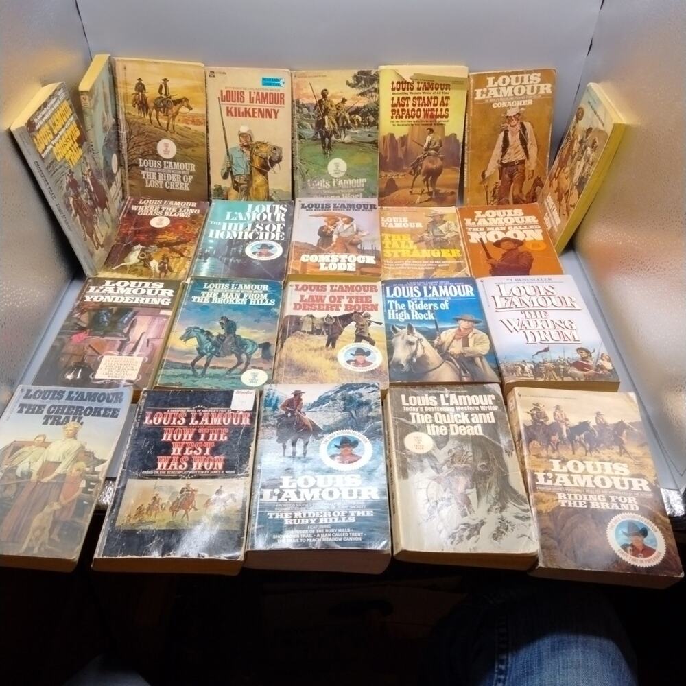 Lot of 23 Louis L'Amour Vintage Western Paperback Books No Duplicates Lot (1)